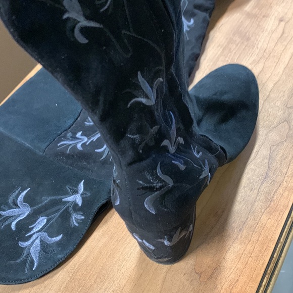 Kenneth Cole over the knee boots - Picture 4 of 6